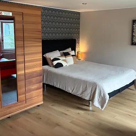 L'entre 2 - Jacuzzi Privé -sauna-balnéo 4*